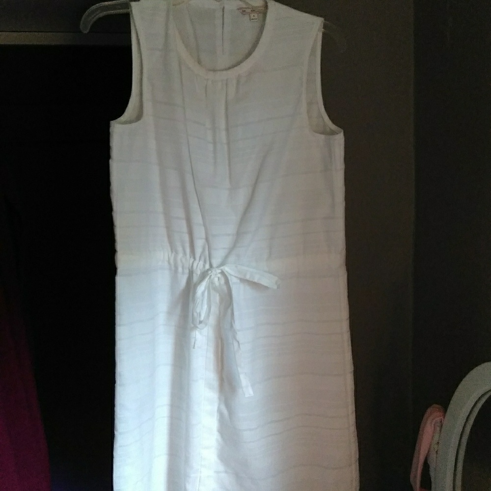 Women's Gap white cotton sleeveless dress